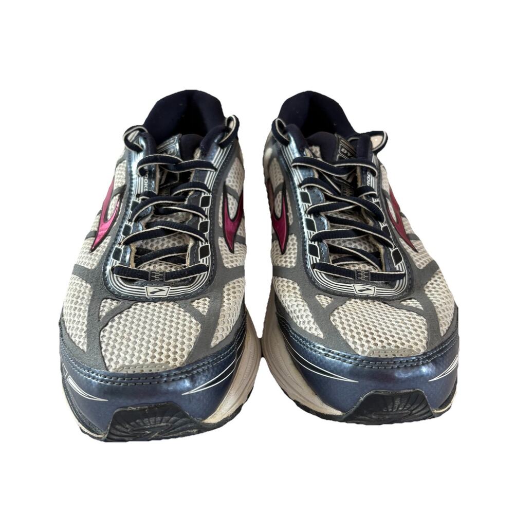Brooks Dyad 8 Women’s Size 11 Running Shoes White, Gray, & Pink Sneakers
